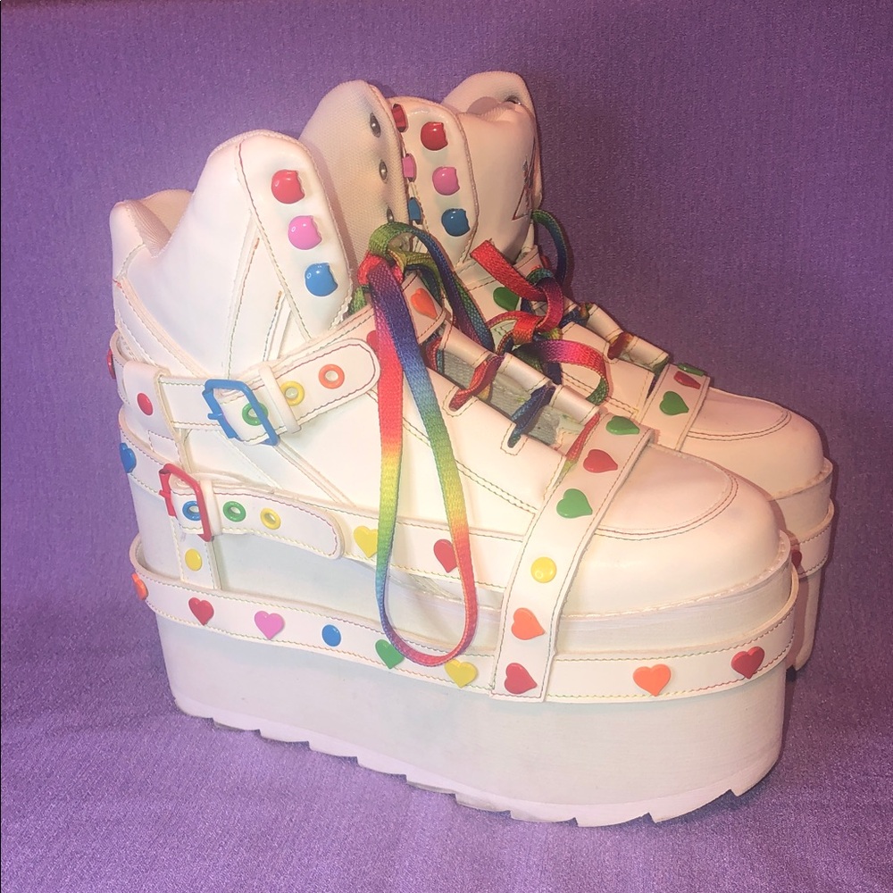 Used Women’s YRU Qozmo Platform Sneakers With Removable Harness Size 9M